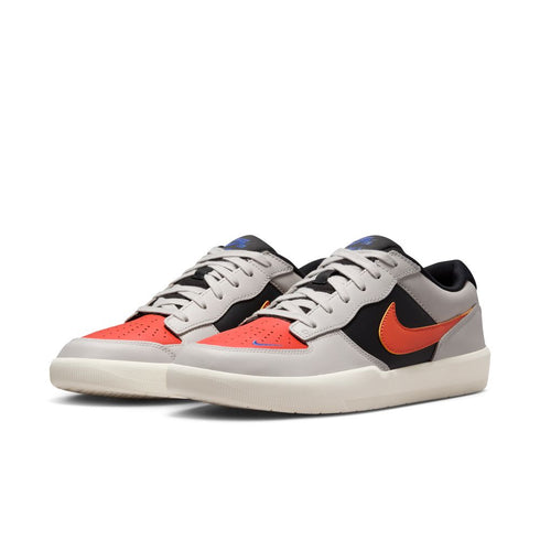nike sb force 58 sneaker light bone/cosmic clay