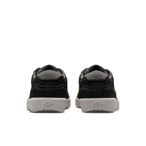 nike sb force 58 black/university gold sneaker