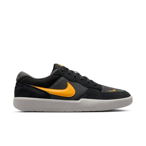 nike sb force 58 black/university gold sneaker