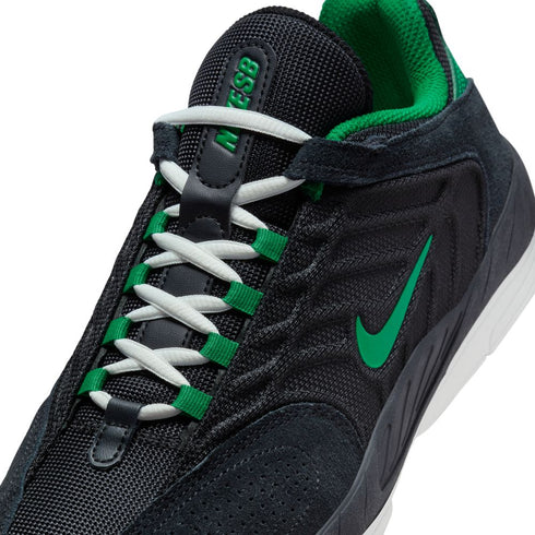 nike sb vertebrae black/malachite