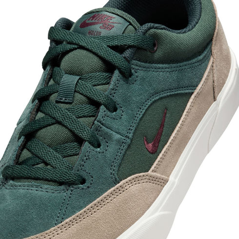 nike sb malor seaweed/burgundy crush sneaker