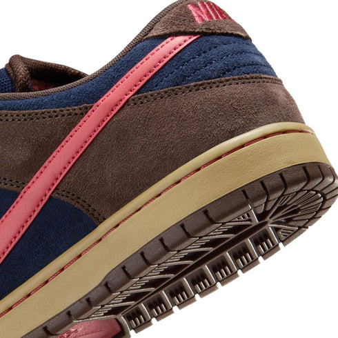 nike sb dunk low pro baroque brown/adobe sneaker