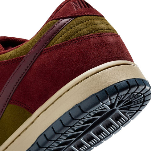 Dunk Low Pro (Dark Team Red/Olive Flak)