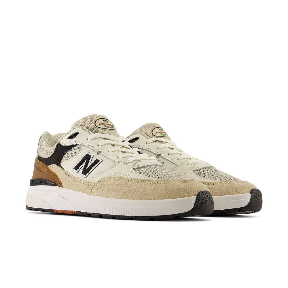 Reynolds Numeric 933 (Quicksand/Sea Salt) – LICK (Long Island City