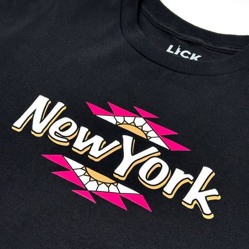 Black t-shirt with 'New York' design