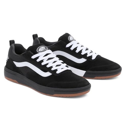 Zahba Black/White colorway pair angle view