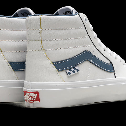 Skate Sk8-Hi Wearaway White/Blue colorway sneaker