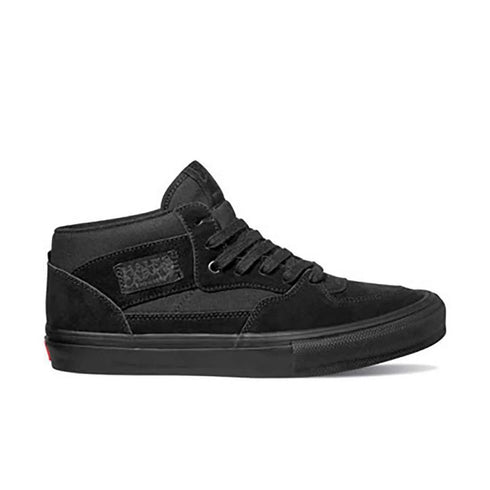 Half cab skate pro black right view